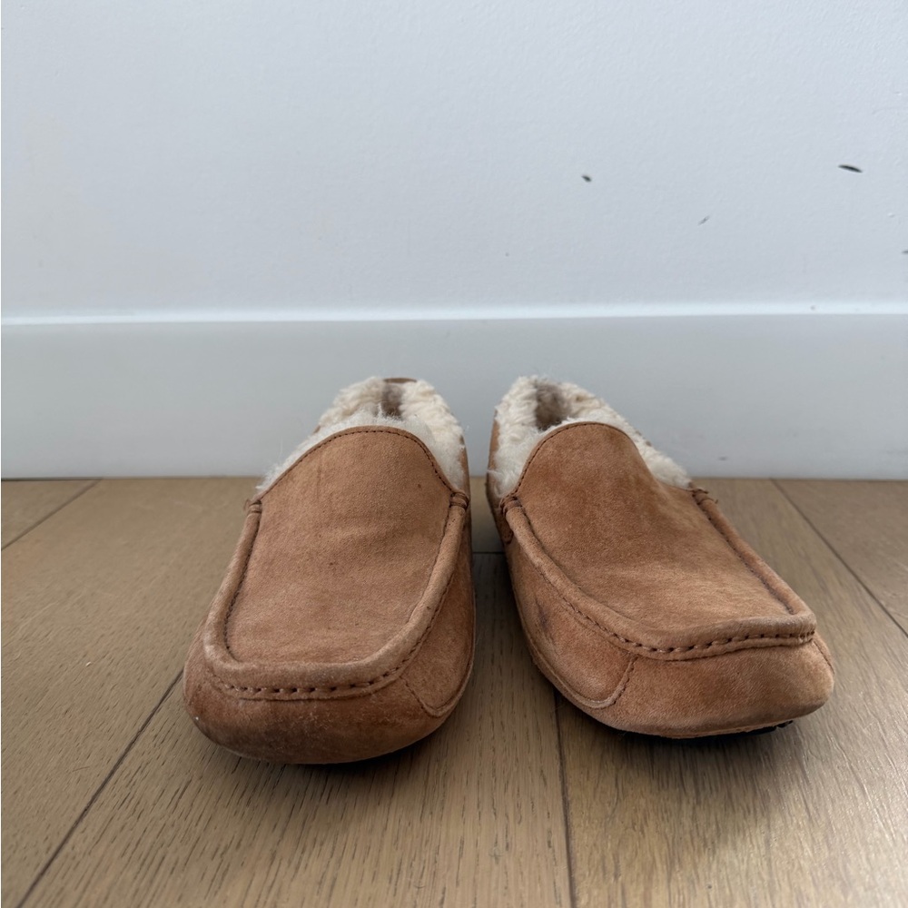 UGG Ascot Slippers